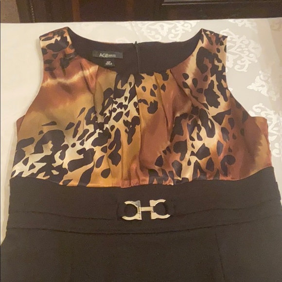 Classy dress - Picture 2 of 6